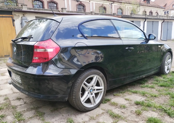 BMW Seria 1 cena 25500 przebieg: 175500, rok produkcji 2008 z Ostróda małe 56